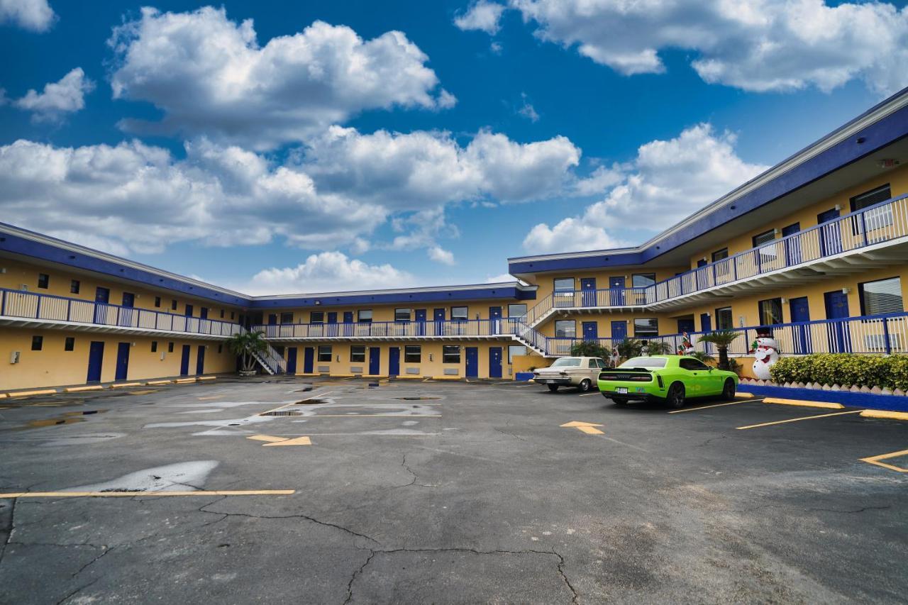 Sandals Inn Daytona Beach Ngoại thất bức ảnh